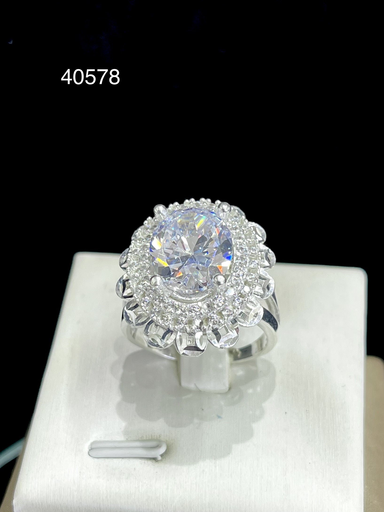nhẫn nữ 03 trắng